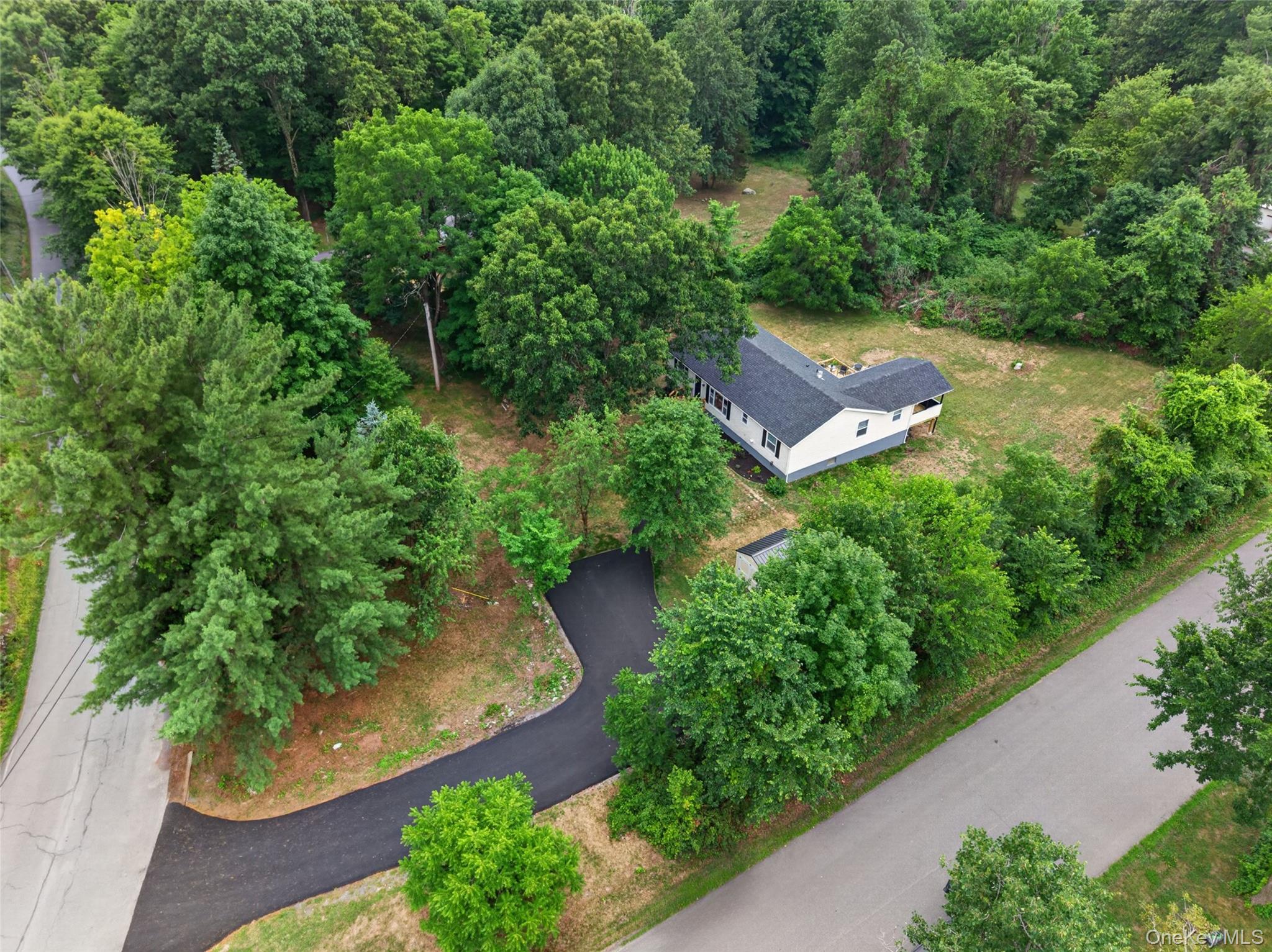 140 Rabbit Run Road Clintondale, NY 12515 - Photo 5 of 36