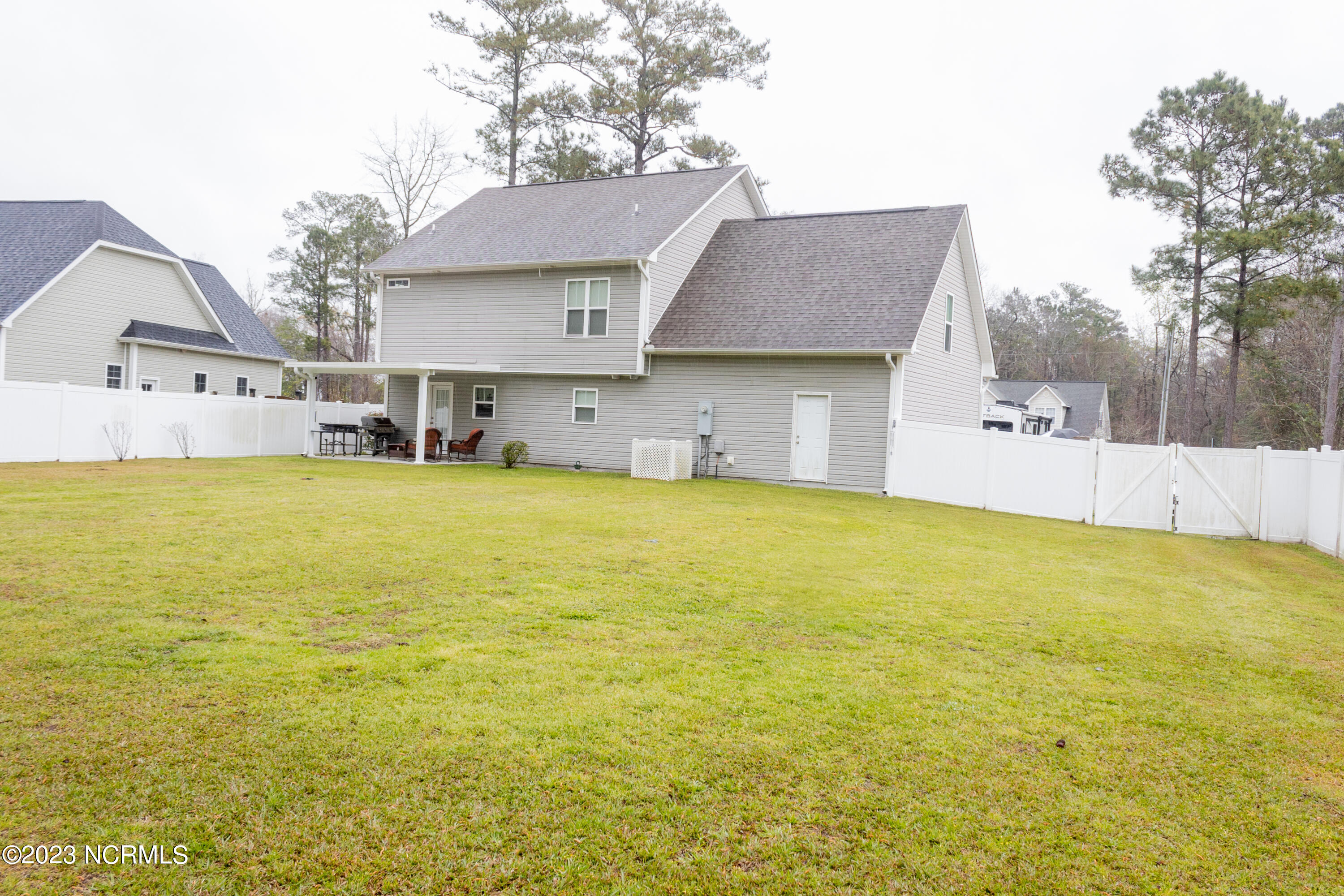 435 Ridge Road Jacksonville, NC 28540 - Photo 4 of 48 IMG_4524
