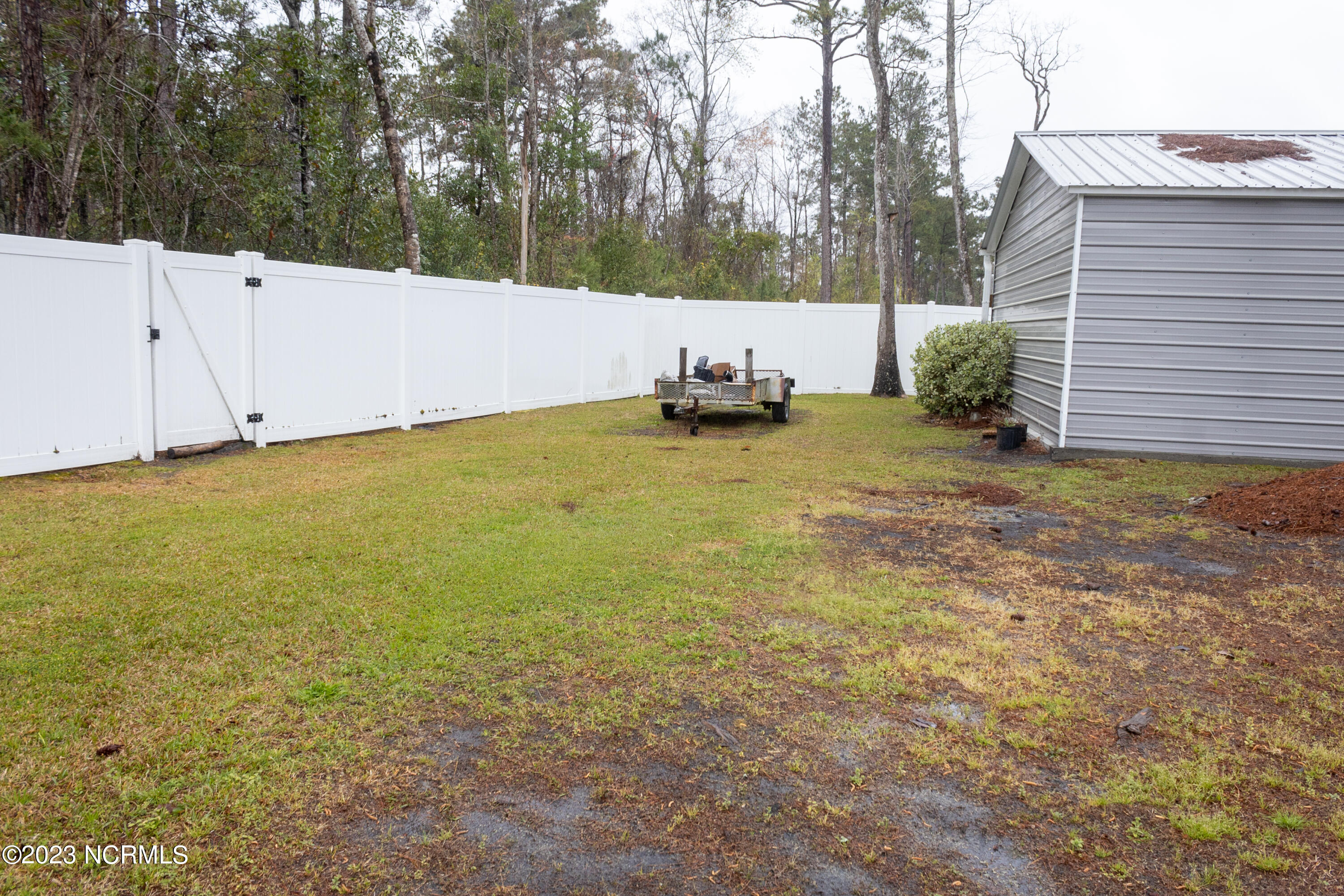 435 Ridge Road Jacksonville, NC 28540 - Photo 5 of 48 IMG_4525