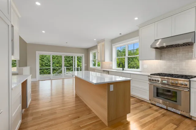 $2,899,000 | 10 Shipwright Way, Portsmouth, NH 03801