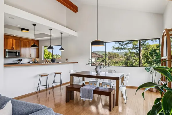 $975,000 | 305 El Faisan Drive, San Rafael, CA 94903