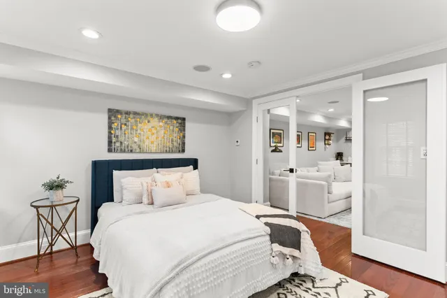 $5,900 | 123 South Fayette Street, Alexandria, VA 22314