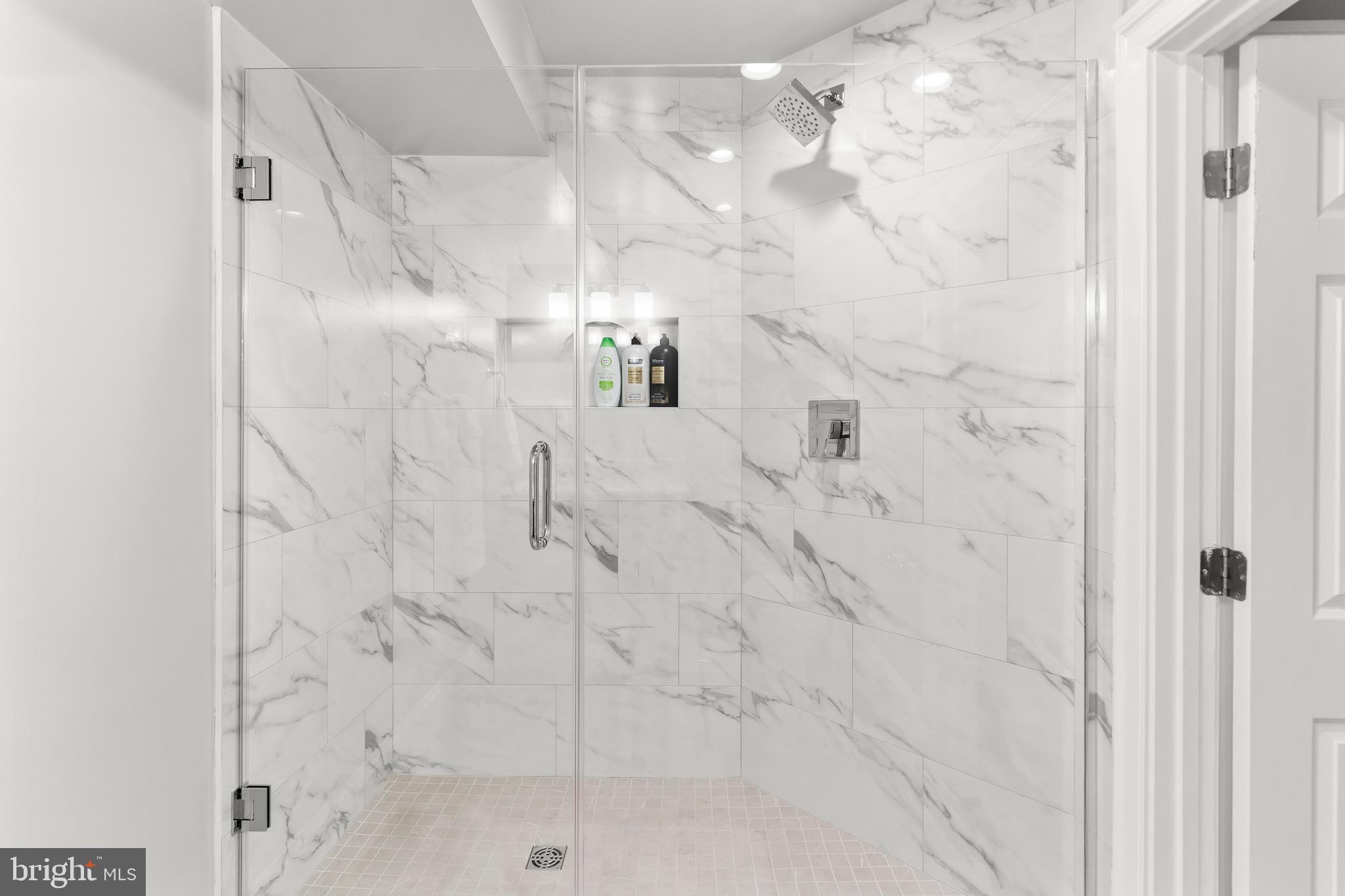 123 South Fayette Street Alexandria, VA 22314 - Photo 14 of 41 a bathroom with shower