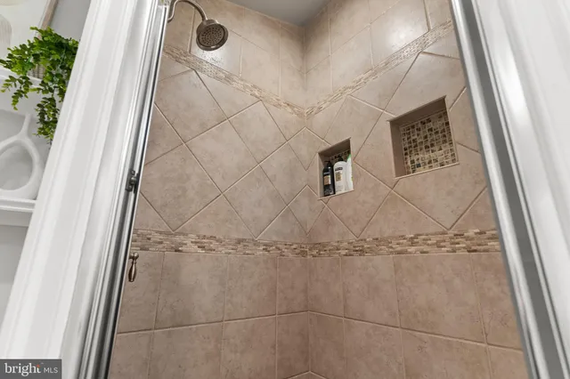 $5,900 | 123 South Fayette Street, Alexandria, VA 22314