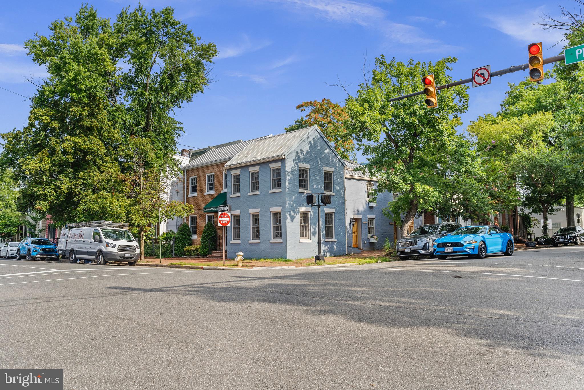 123 South Fayette Street Alexandria, VA 22314 - Photo 6 of 41 a view of street with cars