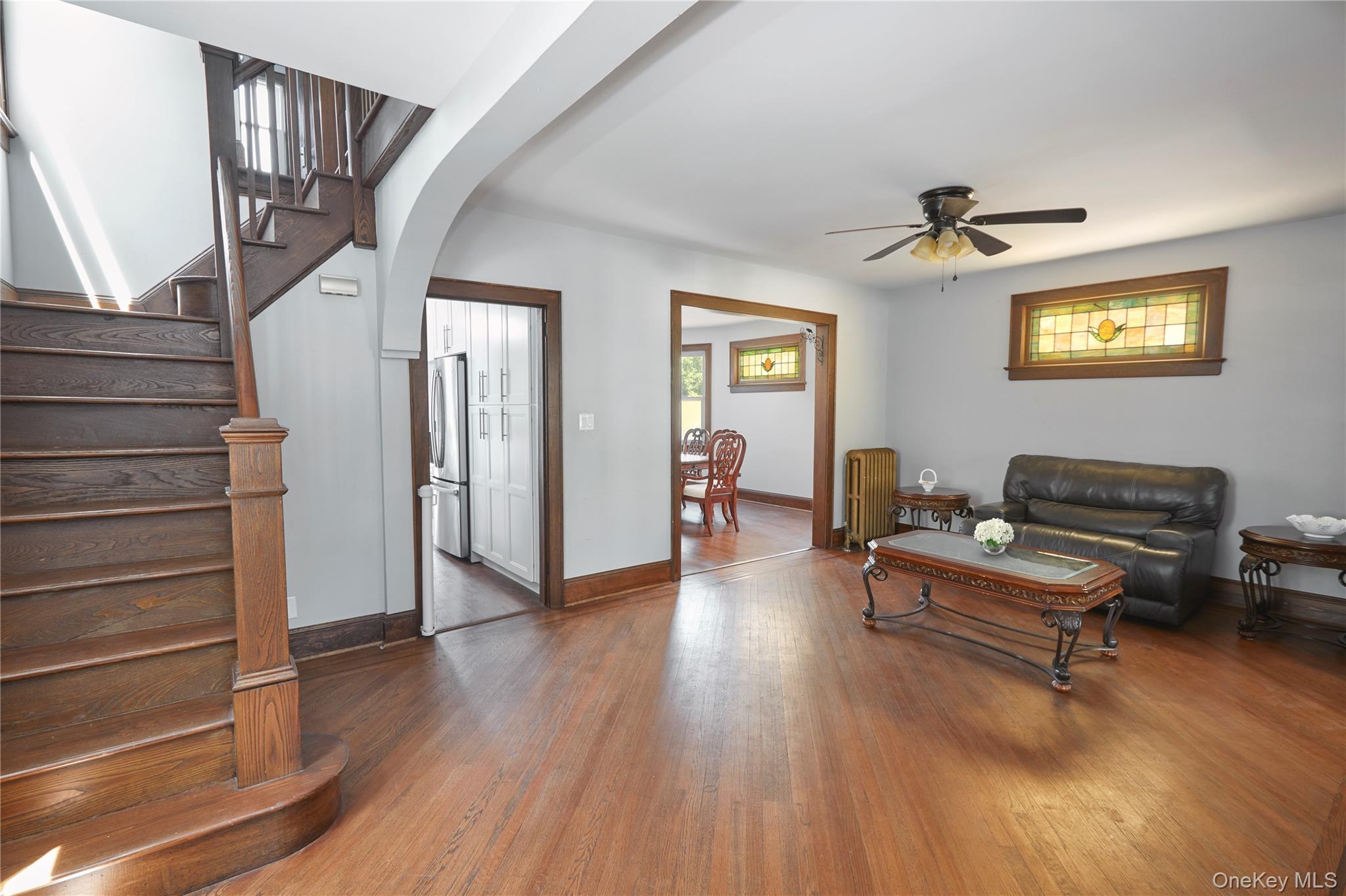 43 East Raleigh Avenue Staten Island, NY 10310 - Photo 3 of 14