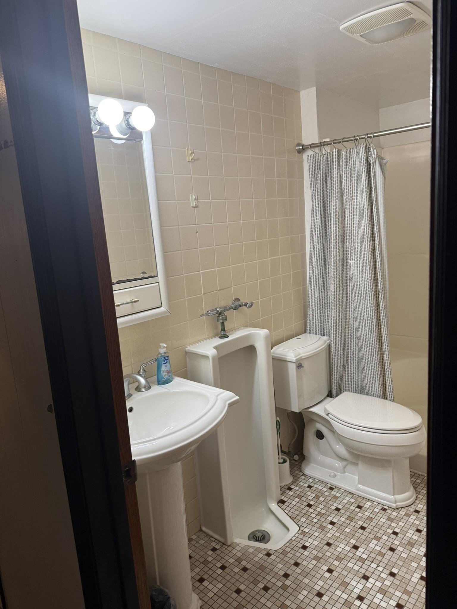 908 Roby Road Stoughton, WI 53589 - Photo 16 of 27 Gallery Image 16