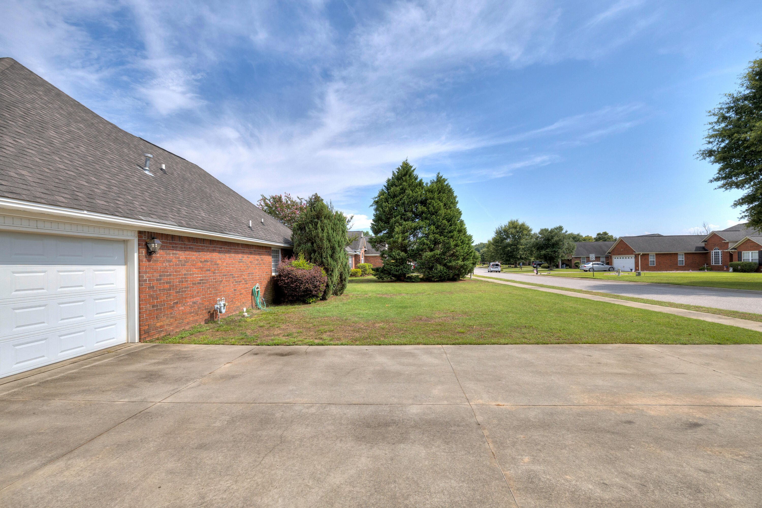 2630 Foxcroft Circle Sumter, SC 29154 - Photo 7 of 40 07