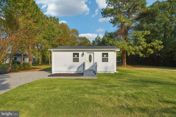 $339,999 | 1432 Holly Vista Drive, Colonial Beach, VA 22443