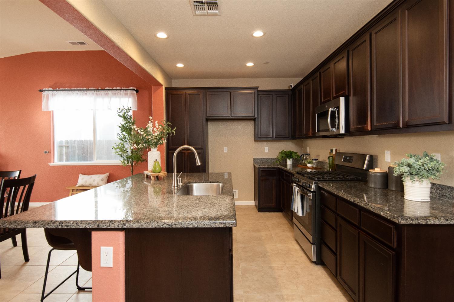 3812 Lookout Drive Modesto, CA 95355 - Photo 13 of 54