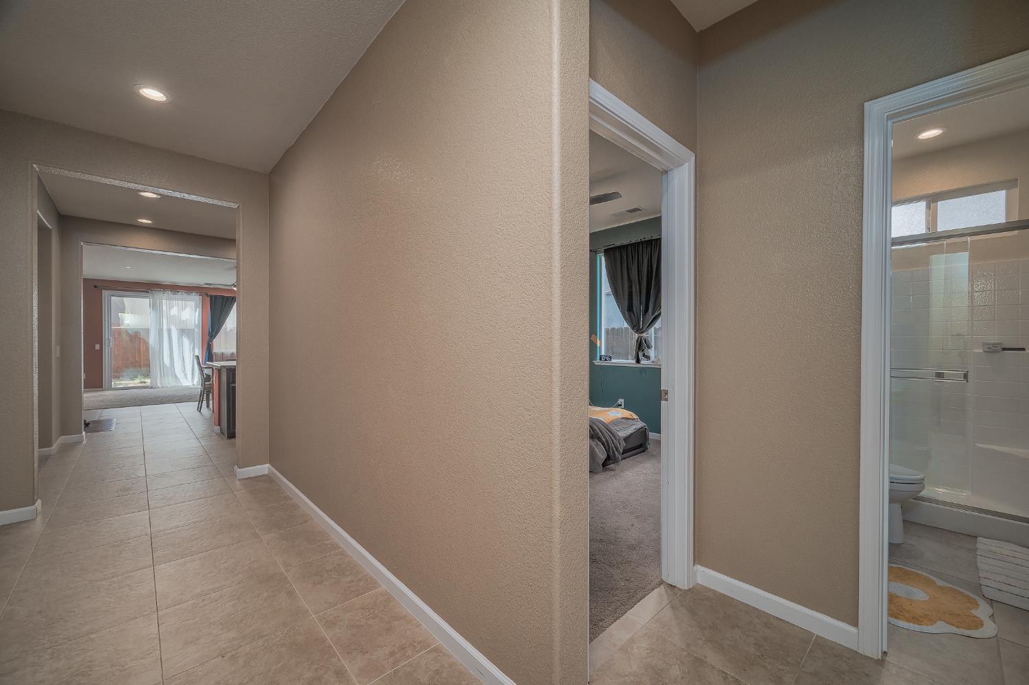 3812 Lookout Drive Modesto, CA 95355 - Photo 7 of 54