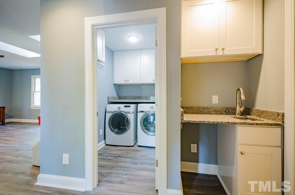 8212 Pepperidge Court Raleigh, NC 27615 - Photo 12 of 25 Gallery Image 12