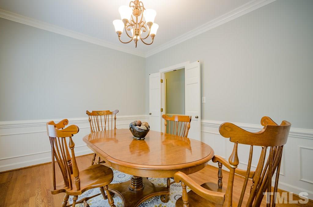 8212 Pepperidge Court Raleigh, NC 27615 - Photo 7 of 25 Gallery Image 7