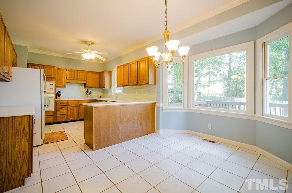 8212 Pepperidge Court Raleigh, NC 27615 - Photo 10 of 25 Gallery Image 10