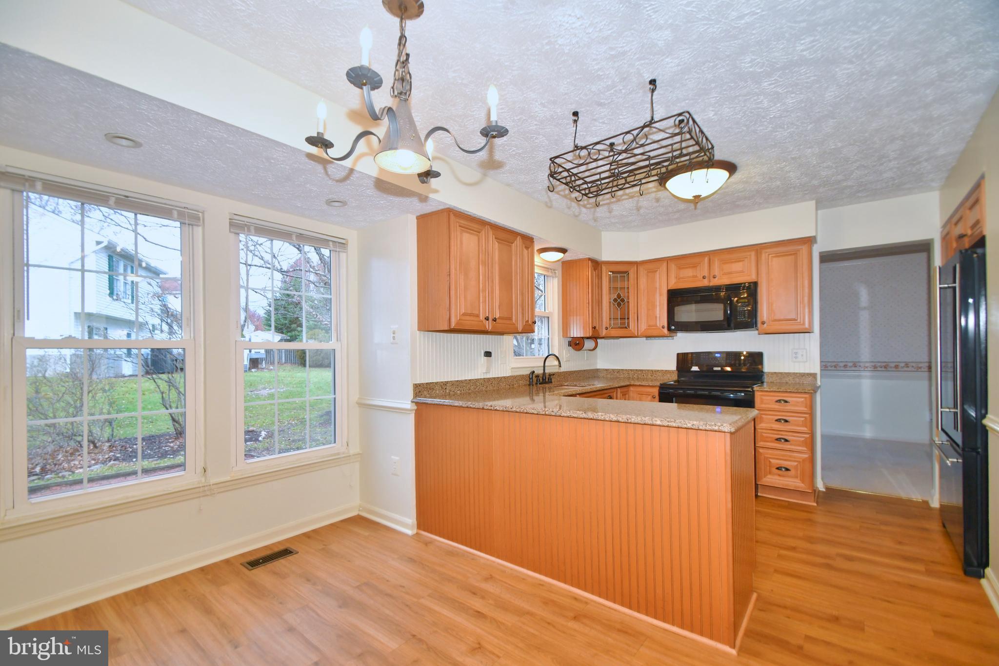 8715 Ridgelys Choice Drive Baltimore, MD 21236 - Photo 13 of 24 Breakfast room