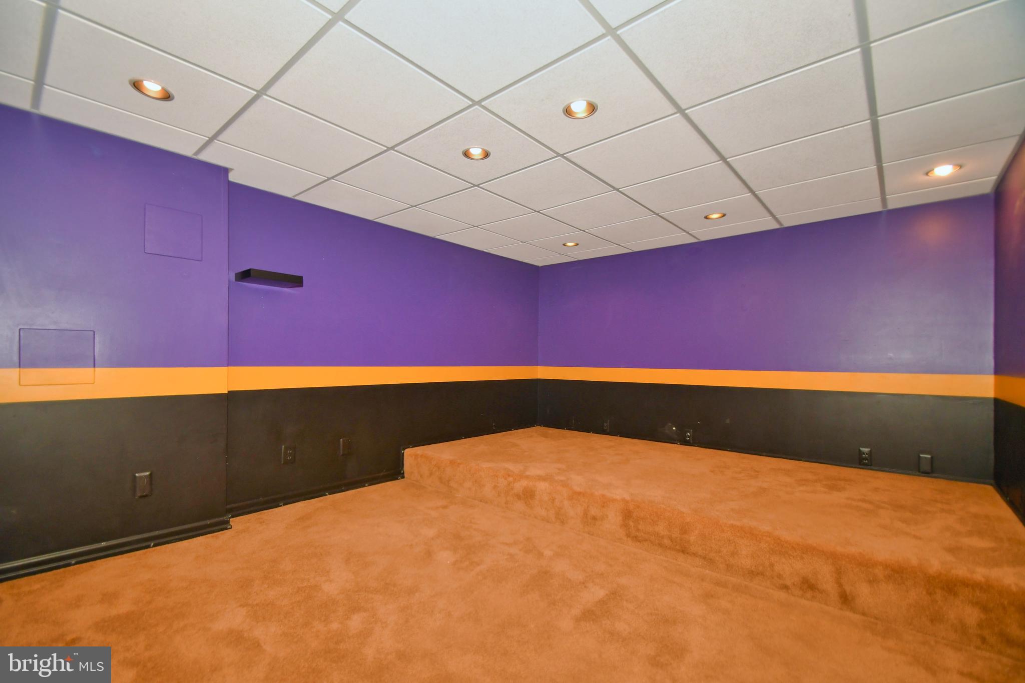 8715 Ridgelys Choice Drive Baltimore, MD 21236 - Photo 21 of 24 Ravens room
