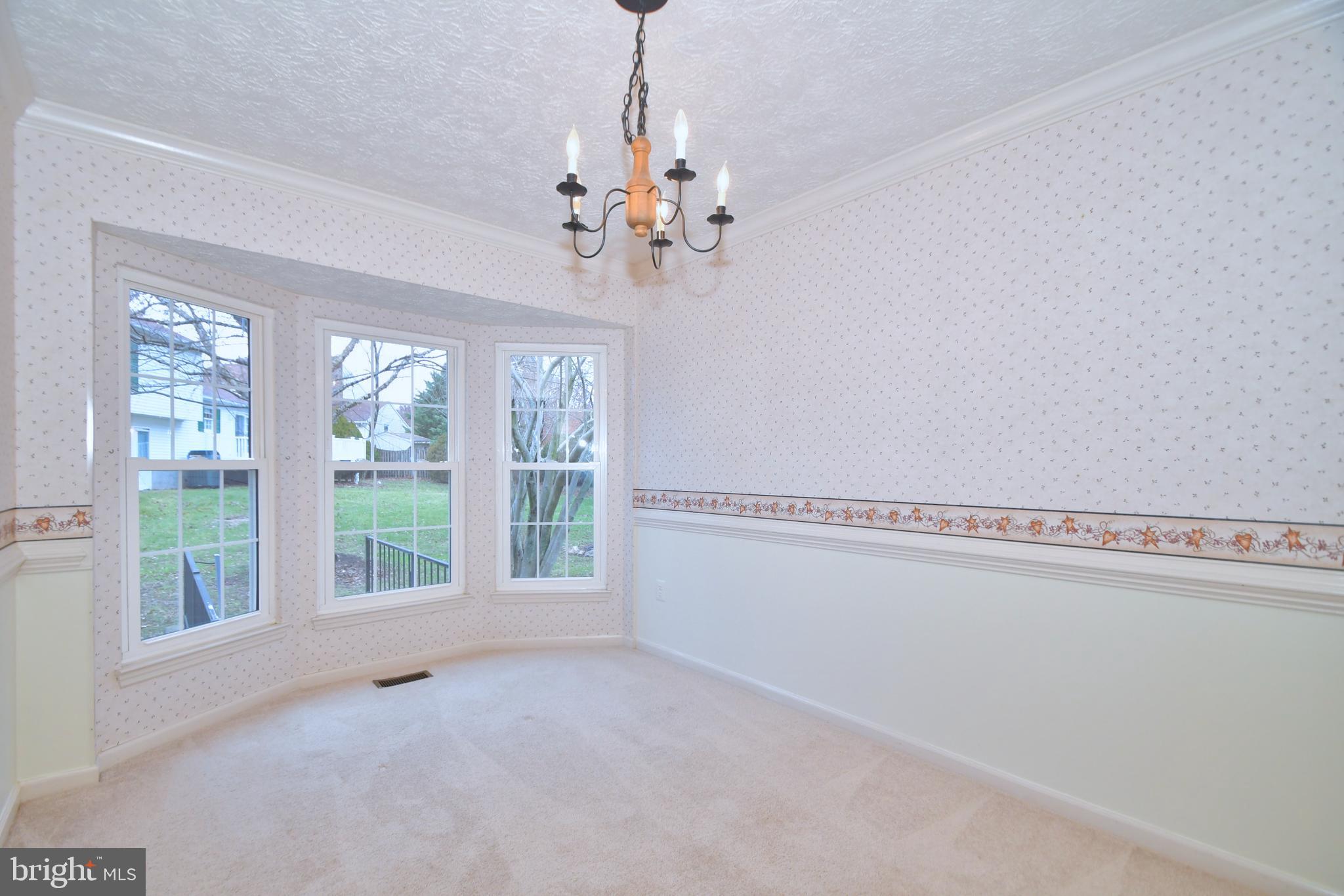 8715 Ridgelys Choice Drive Baltimore, MD 21236 - Photo 10 of 24 Dining room