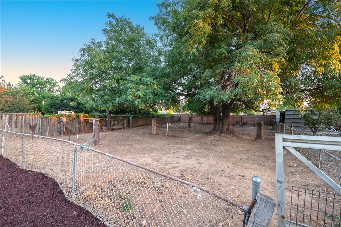 982 River Drive Norco, CA 92860 - Photo 35 of 41 a view of a backyard with sitting area