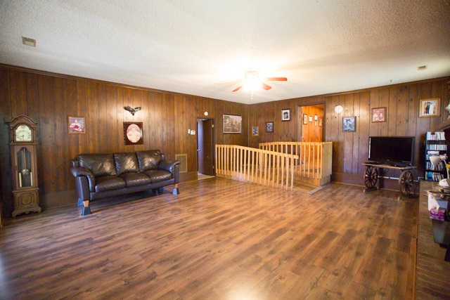 2355 Buckhorn Road Greer, SC 29651 - Photo 9 of 25