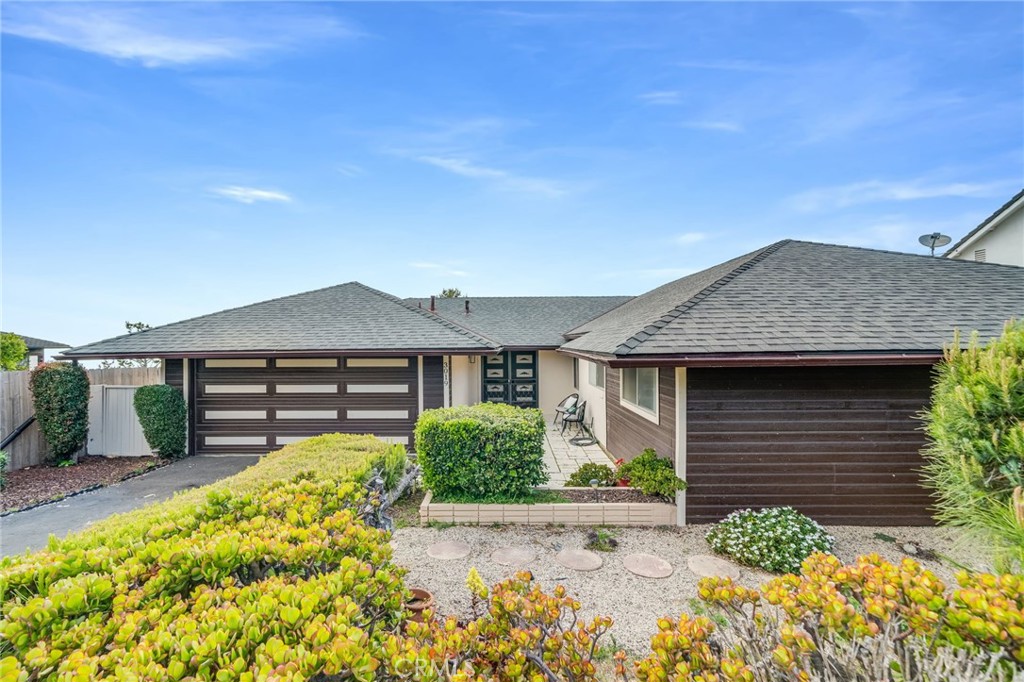 3019 Cresta Way Laguna Beach, CA 92651 - Photo 2 of 24