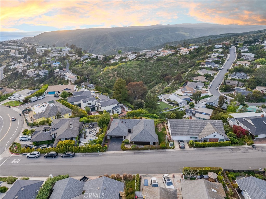 3019 Cresta Way Laguna Beach, CA 92651 - Photo 24 of 24