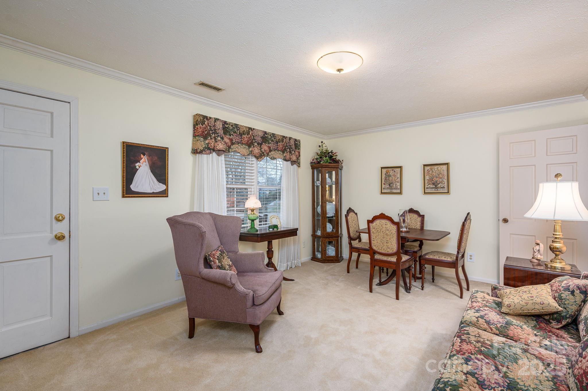 113 Old Stage Coach Road Lawndale, NC 28090 - Photo 5 of 46