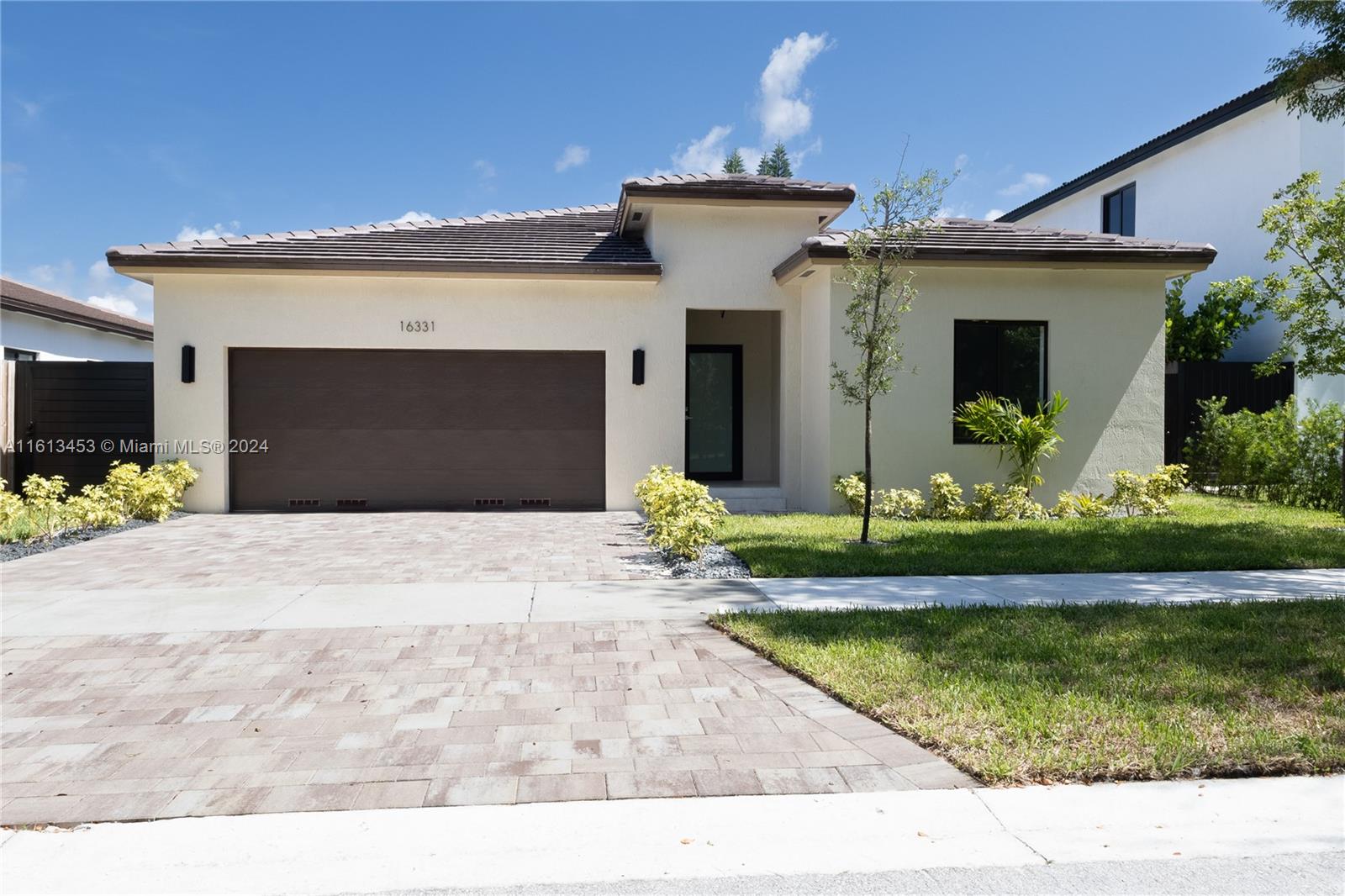 16331 Southwest 60th Terrace Miami, FL 33193 - Photo 1 of 27 Gallery Image 1