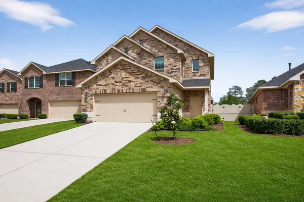 $2,550 | 16817 Pink Wintergreen Drive, Conroe, TX 77385