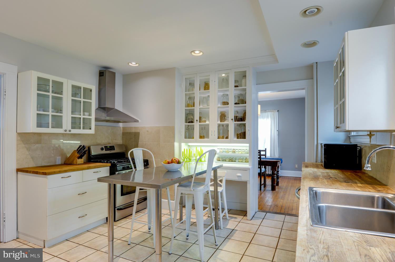 413 Hollen Road Baltimore, MD 21212 - Photo 14 of 29 Kitchen
