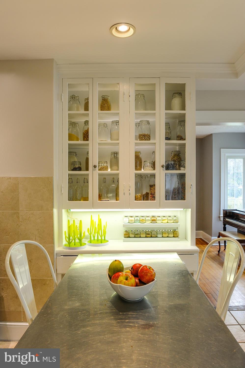 413 Hollen Road Baltimore, MD 21212 - Photo 15 of 29 Kitchen