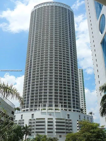 $2,700 | 1750 North Bayshore Drive, Unit 3003, Miami, FL 33132