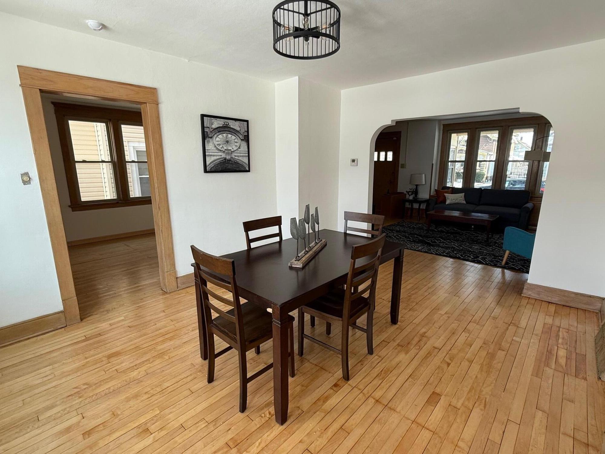 2129 South 31st Street Milwaukee, WI 53215 - Photo 18 of 57 IMG_4050