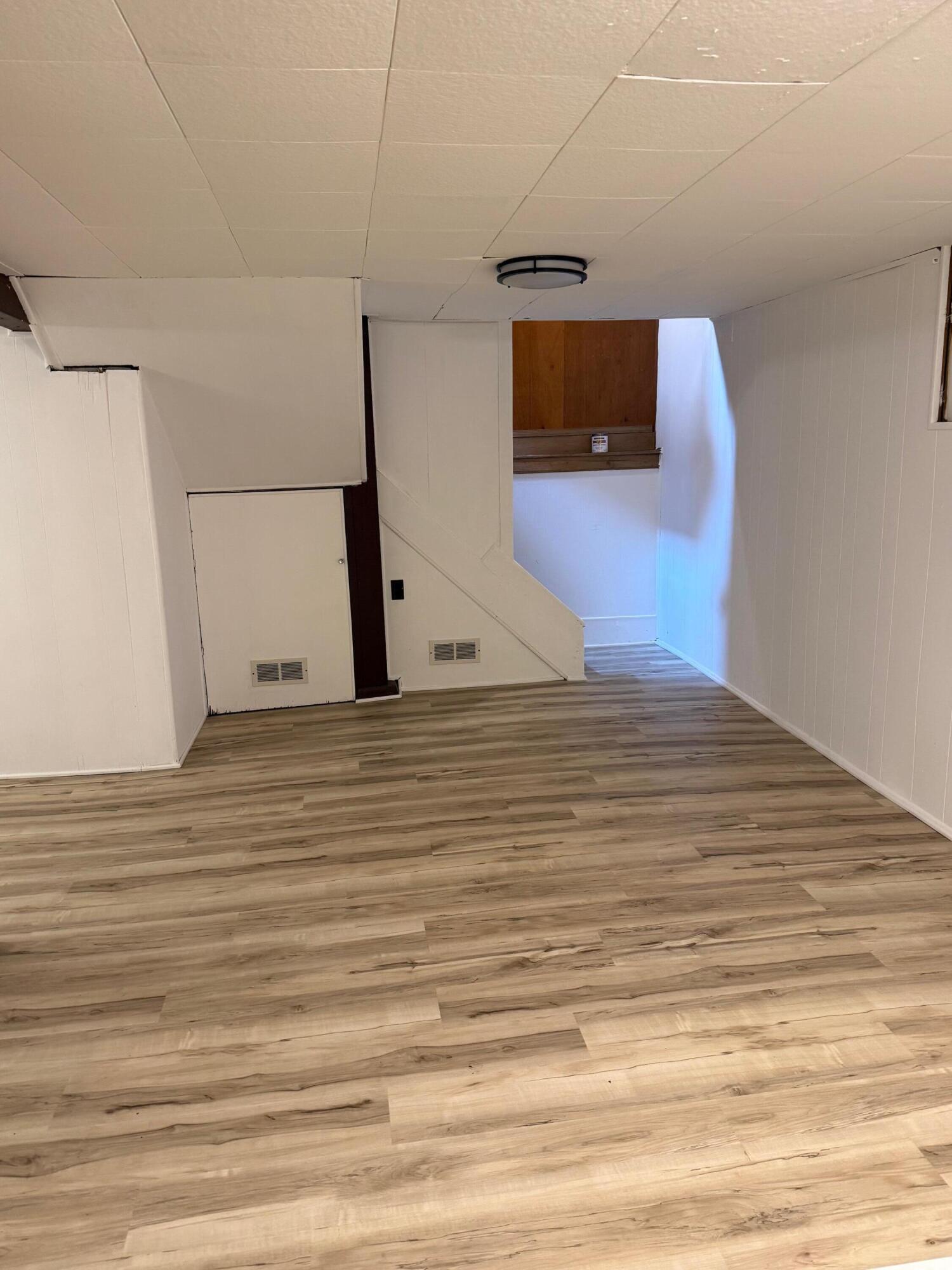 2129 South 31st Street Milwaukee, WI 53215 - Photo 51 of 57 IMG_4046