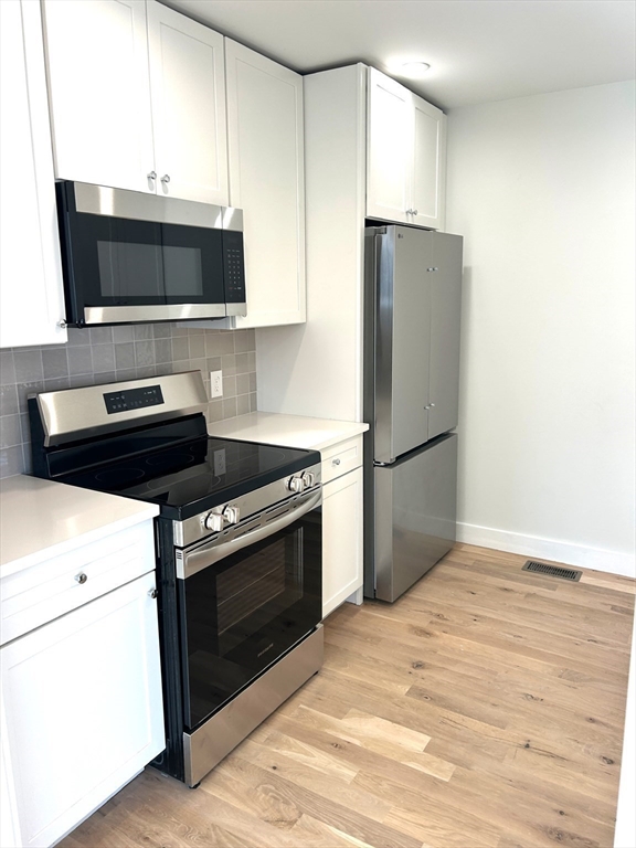 40 Prospect Street, Unit 40 Amesbury, MA 01913 - Photo 2 of 11