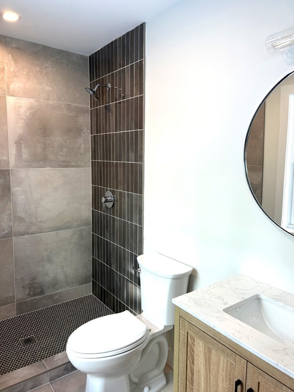 40 Prospect Street, Unit 40 Amesbury, MA 01913 - Photo 8 of 11