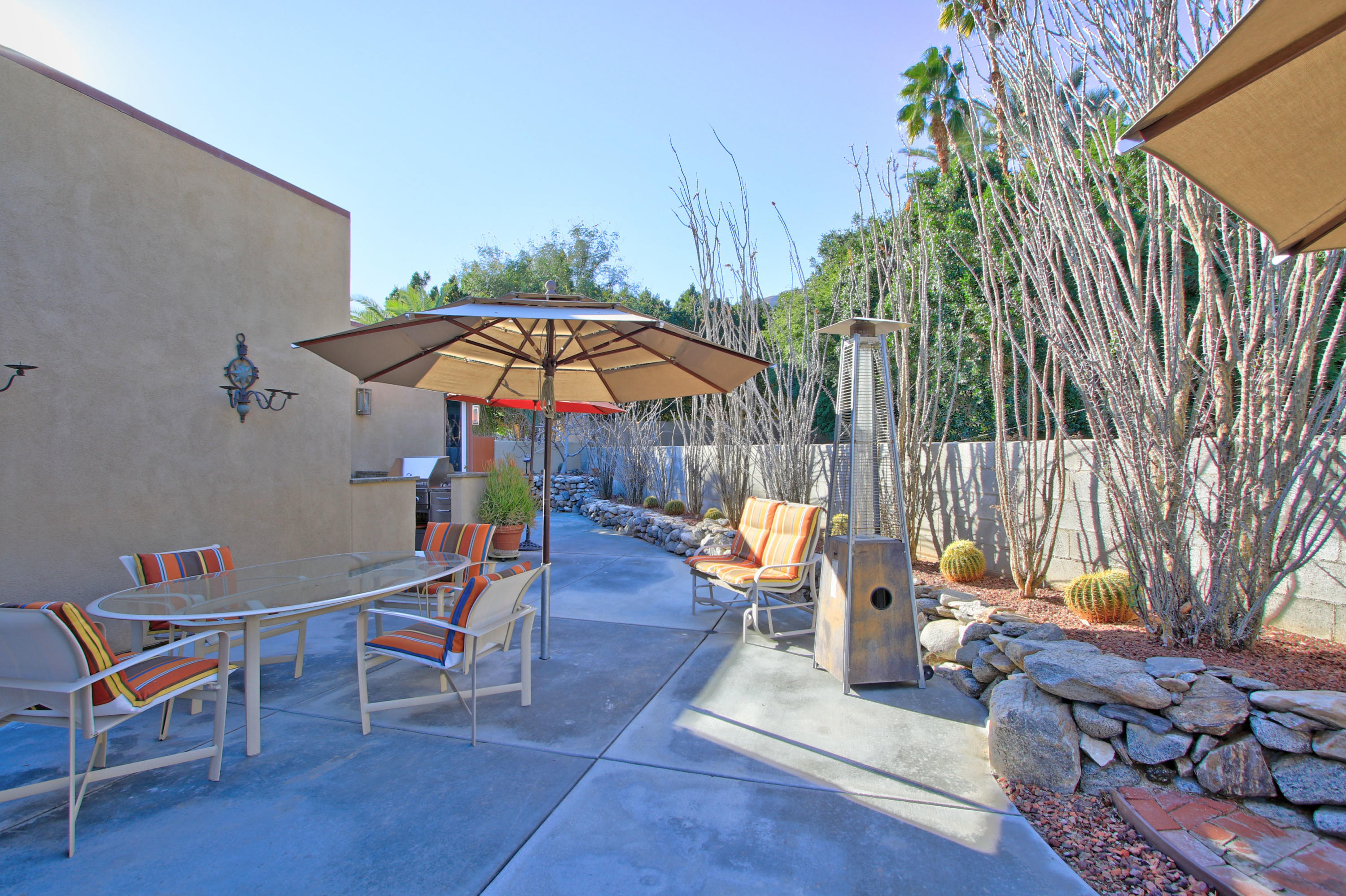 71421 Halgar Road Rancho Mirage, CA 92270 - Photo 4 of 43 WHATS FOR DINNER?