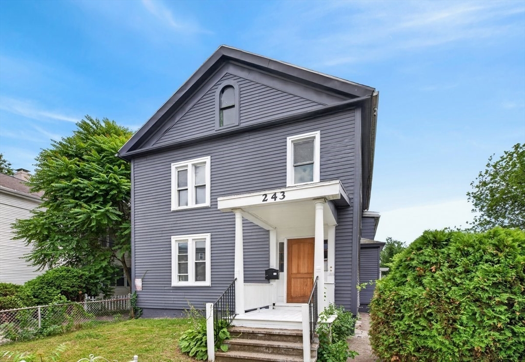 243 Central Street Springfield, MA 01105 - Photo 2 of 37