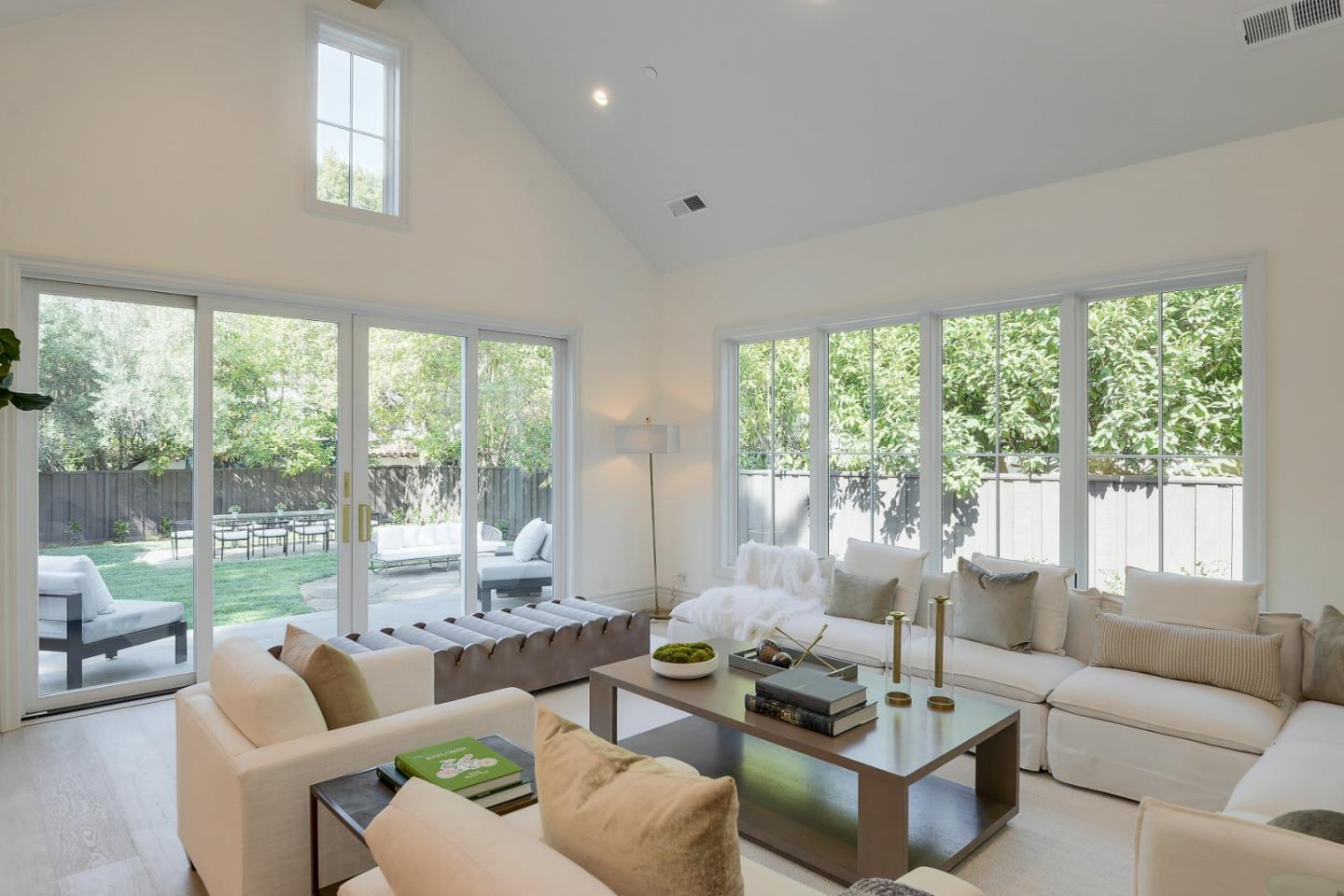 4 Maple Avenue Atherton, CA 94027 - Photo 8 of 27