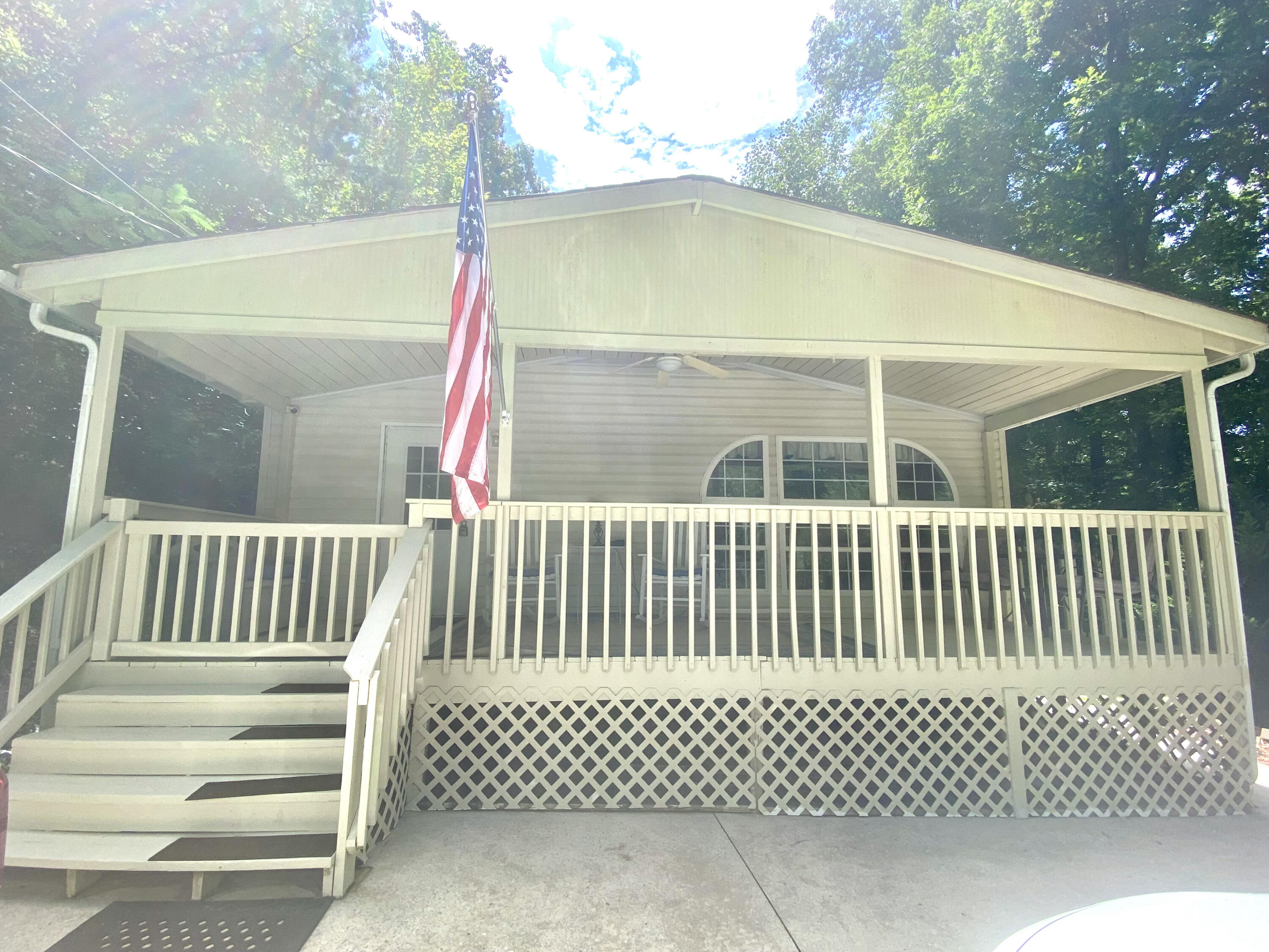 924 Salem Valley Road Ringgold, GA 30736 - Photo 1 of 35 0EAC7C8C-7855-4B1B-940D-B9B86748458E_1_2