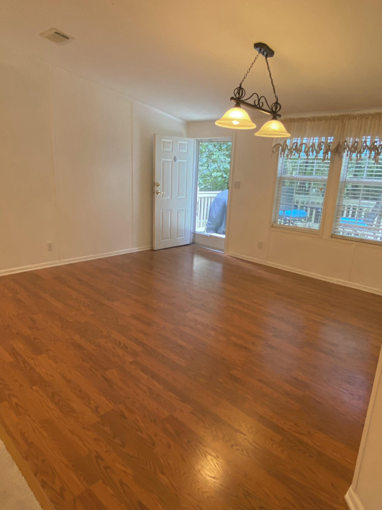 924 Salem Valley Road Ringgold, GA 30736 - Photo 13 of 35 32E2507B-4B05-4319-B3FC-AE2E4D7A66A5_1_2