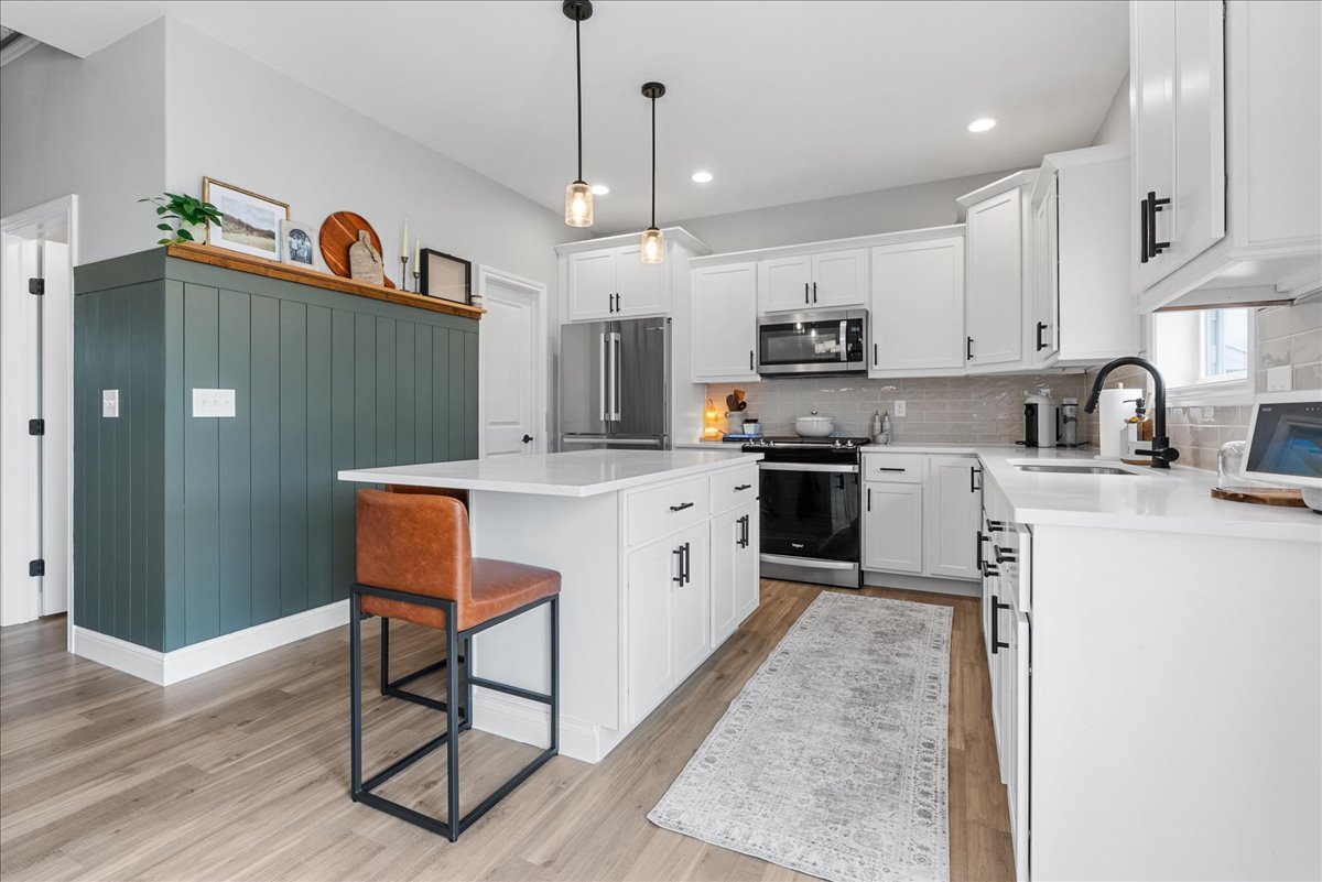711 Rapp Drive Mahomet, IL 61853 - Photo 5 of 36 Gallery Image 5