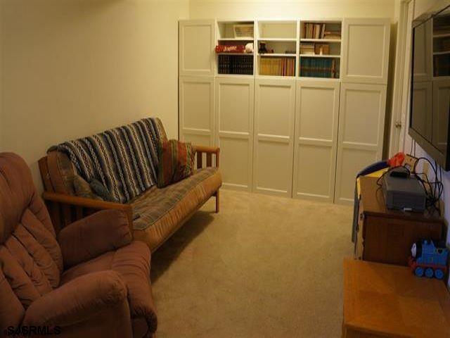 16 Cottage Road Egg Harbor Township, NJ 08234 - Photo 11 of 24 a living room with furniture