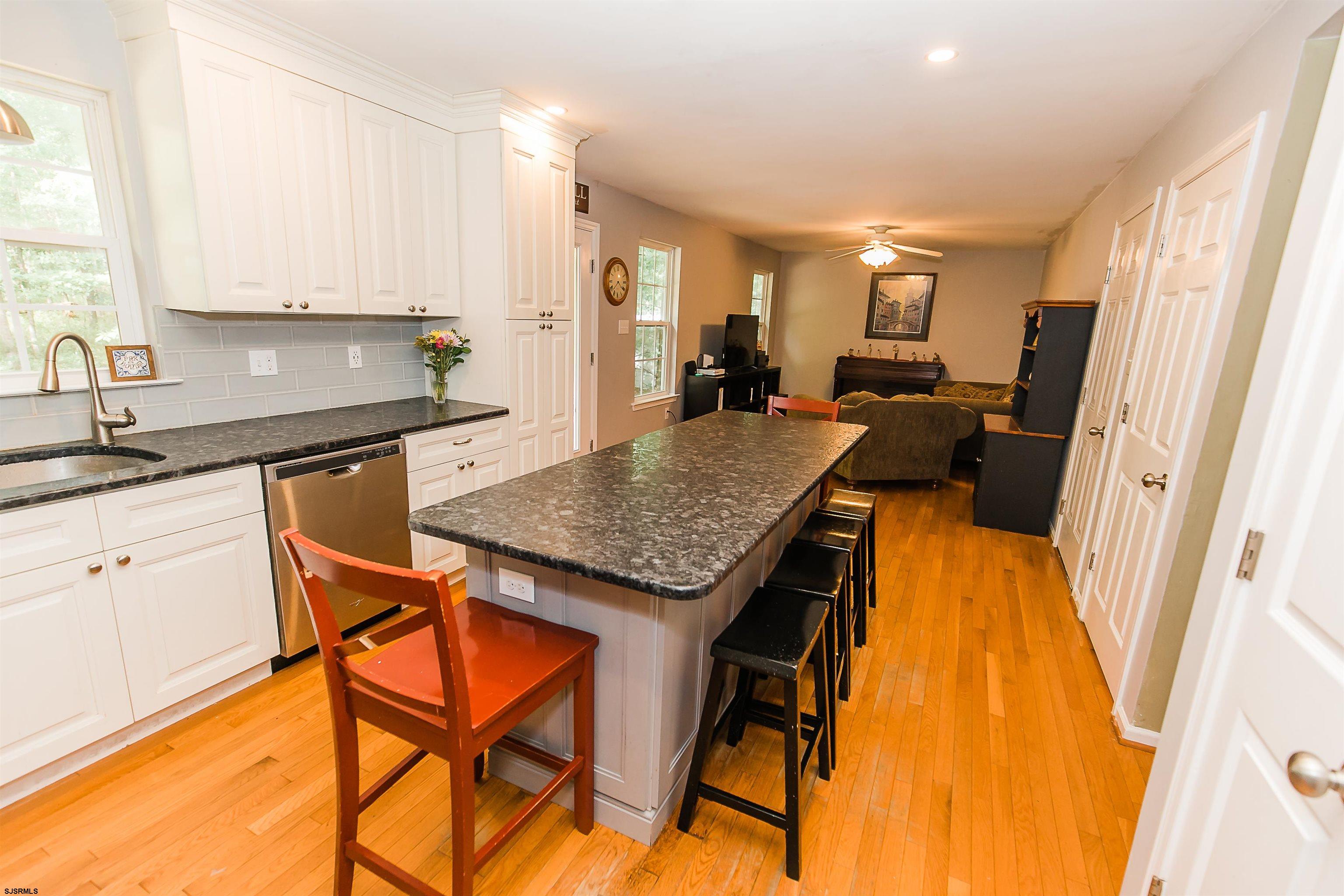 16 Cottage Road Egg Harbor Township, NJ 08234 - Photo 6 of 24