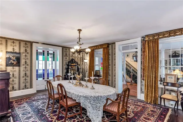 $1,265,000 | 801 Washington Street, Natchez, MS 39120