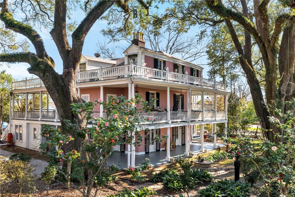 801 Washington Street Natchez, MS 39120 - Photo 2 of 56