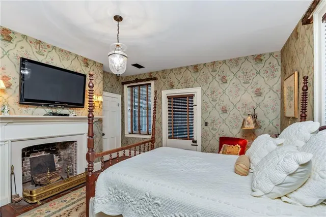 $1,265,000 | 801 Washington Street, Natchez, MS 39120