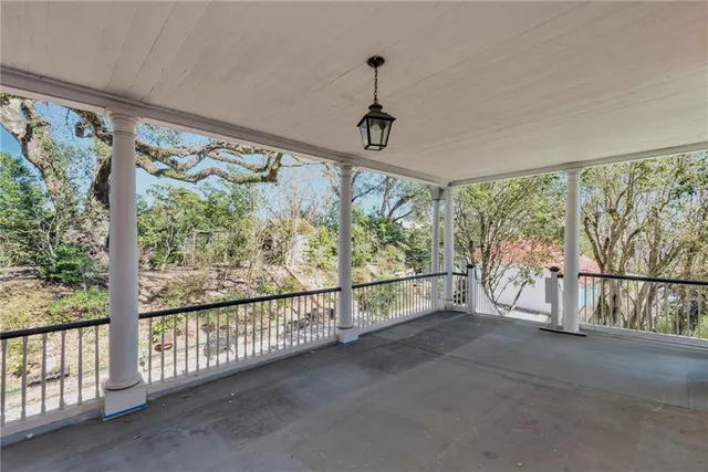 $1,265,000 | 801 Washington Street, Natchez, MS 39120