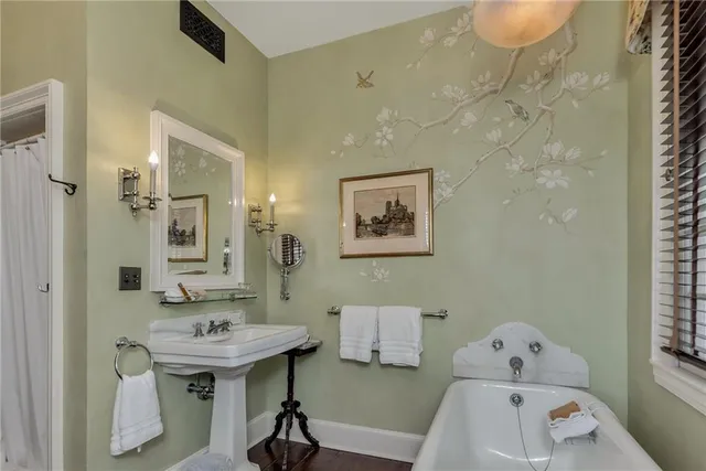 $1,265,000 | 801 Washington Street, Natchez, MS 39120