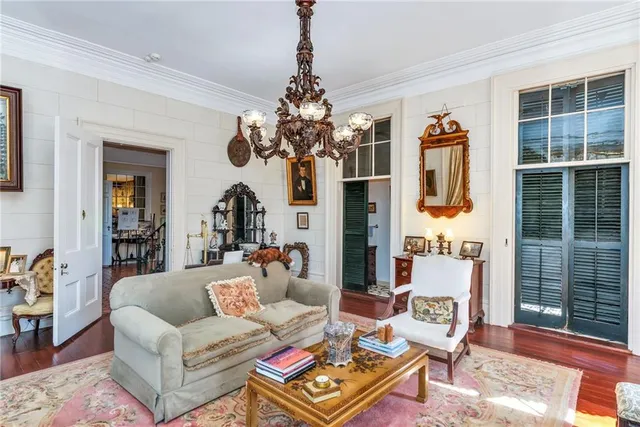 $1,265,000 | 801 Washington Street, Natchez, MS 39120