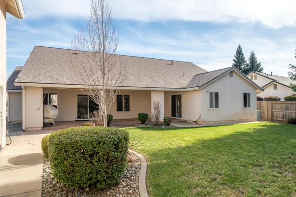 $749,000 | 4624 Columbine Drive, Redding, CA 96002